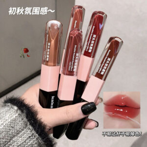 LABIAL MATTE CON DOBLE PUNTA TERCIOPELADO C423