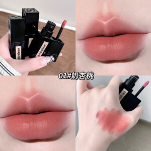 ESMALTE DE LABIOS RESISTENTE AL AGUA NO SE MANCHA FACILMENTE C488