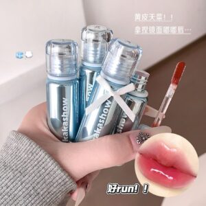 BRILLO LABIAL SUAVE CON EFECTO ESPEJO C579