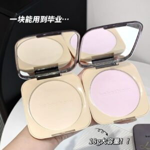 POLVOS FIJADORES MATTE ATERCIOPELADOS RESISTENTES AL AGUA Y AL SUDOR C380