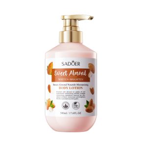 LOCIÓN CORPORAL HIDRATANTE E ILUMINADORA DE ALMENDRA DULCE 500 ML 005359