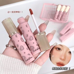 CREMA MULTIUSO MATE PARA LABIOS Y MEJILLAS C684 u