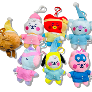 LLAVERO PELUCHE BTS CON PIJAMA